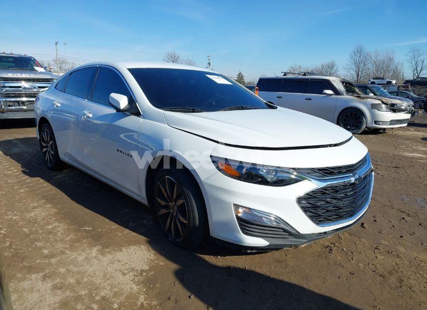 2020 Chevrolet Malibu FWD RS (VIN 1G1ZG5ST5LF087377) main photo