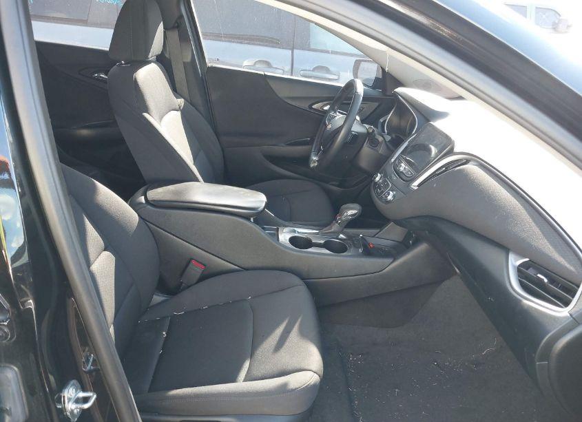 Photo 5 of 2021 Chevrolet Malibu FWD RS (VIN 1G1ZG5ST5MF056910)