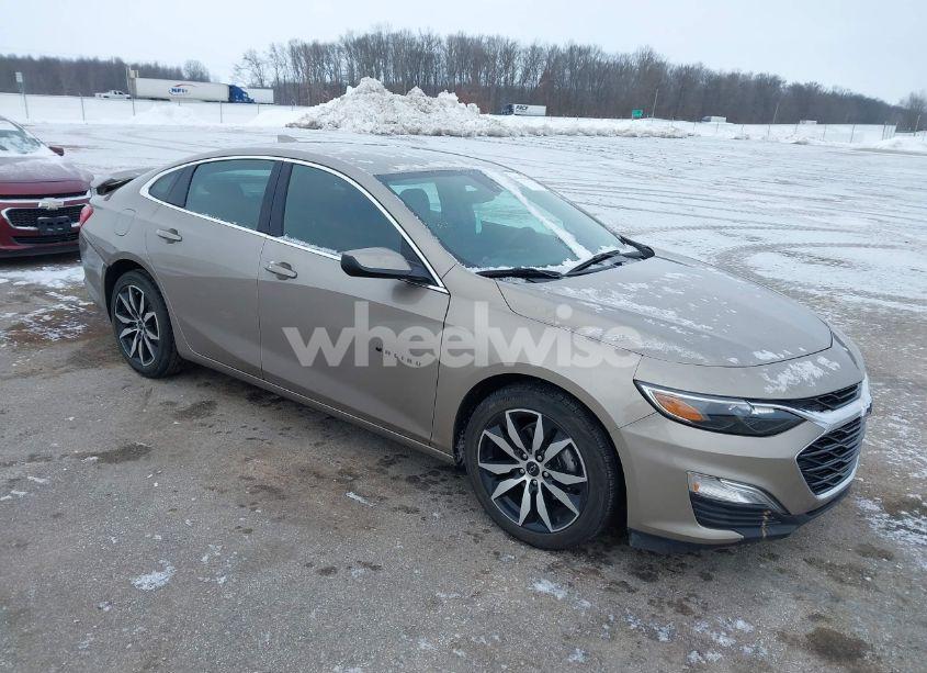 2022 Chevrolet Malibu FWD RS (VIN 1G1ZG5ST5NF213076) main photo