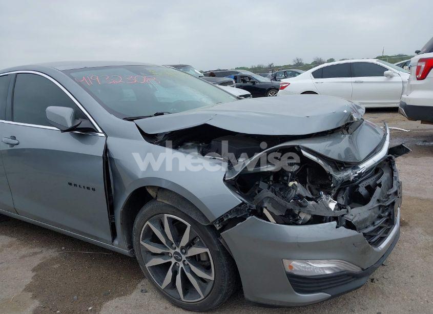 Photo 6 of 2023 Chevrolet Malibu FWD RS (VIN 1G1ZG5ST5PF193642)