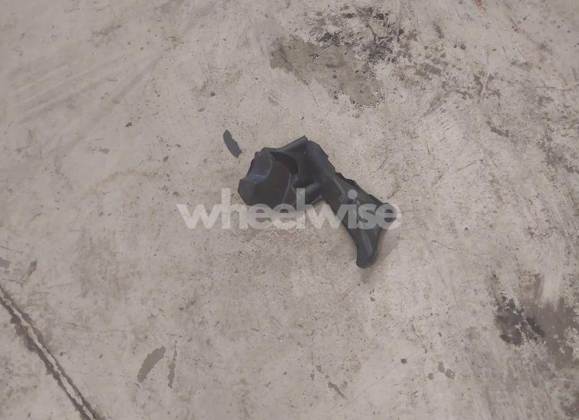 Photo 12 of 2024 Chevrolet Malibu FWD RS (VIN 1G1ZG5ST5RF106504)