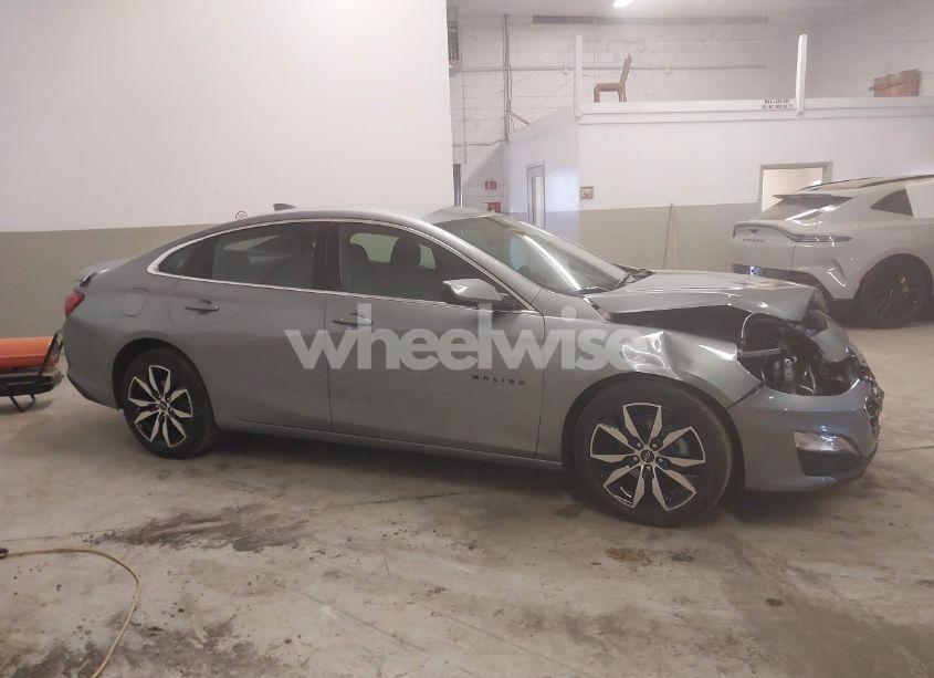 Photo 14 of 2024 Chevrolet Malibu FWD RS (VIN 1G1ZG5ST5RF106504)