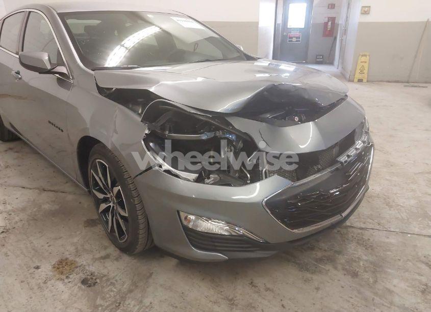 Photo 6 of 2024 Chevrolet Malibu FWD RS (VIN 1G1ZG5ST5RF106504)