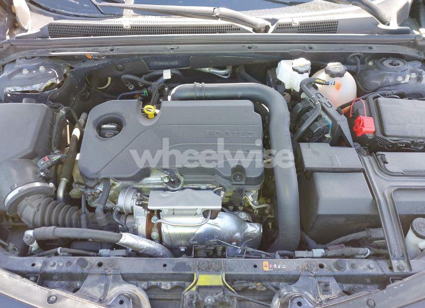 Photo 10 of 2025 Chevrolet Malibu FWD RS (VIN 1G1ZG5ST5SF116293)