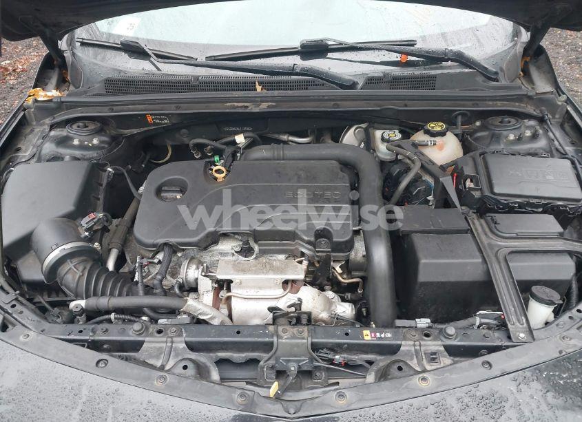 Photo 10 of 2020 Chevrolet Malibu FWD RS (VIN 1G1ZG5ST6LF137882)