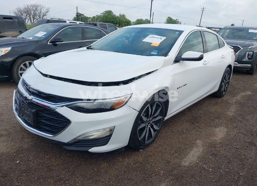 Photo 2 of 2020 Chevrolet Malibu FWD RS (VIN 1G1ZG5ST6LF140667)