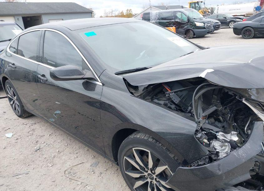 Photo 13 of 2021 Chevrolet Malibu FWD RS (VIN 1G1ZG5ST6MF013094)