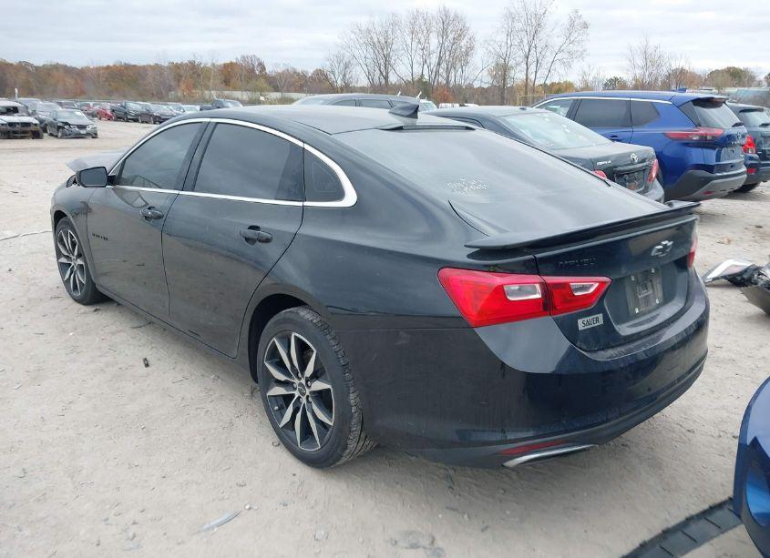 Photo 3 of 2021 Chevrolet Malibu FWD RS (VIN 1G1ZG5ST6MF013094)