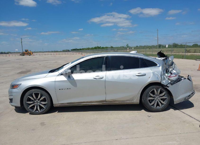 Photo 13 of 2021 Chevrolet Malibu FWD RS (VIN 1G1ZG5ST6MF014312)