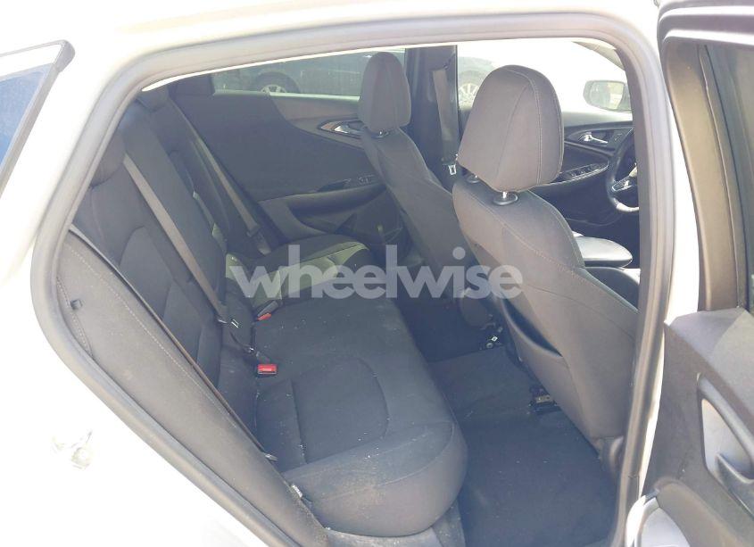 Photo 8 of 2021 Chevrolet Malibu FWD RS (VIN 1G1ZG5ST6MF014312)