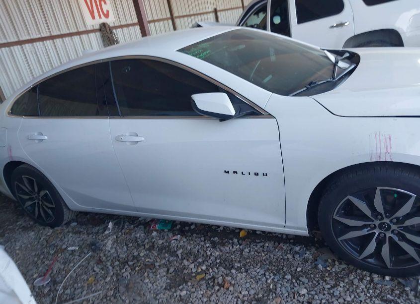 Photo 13 of 2021 Chevrolet Malibu FWD RS (VIN 1G1ZG5ST6MF015363)