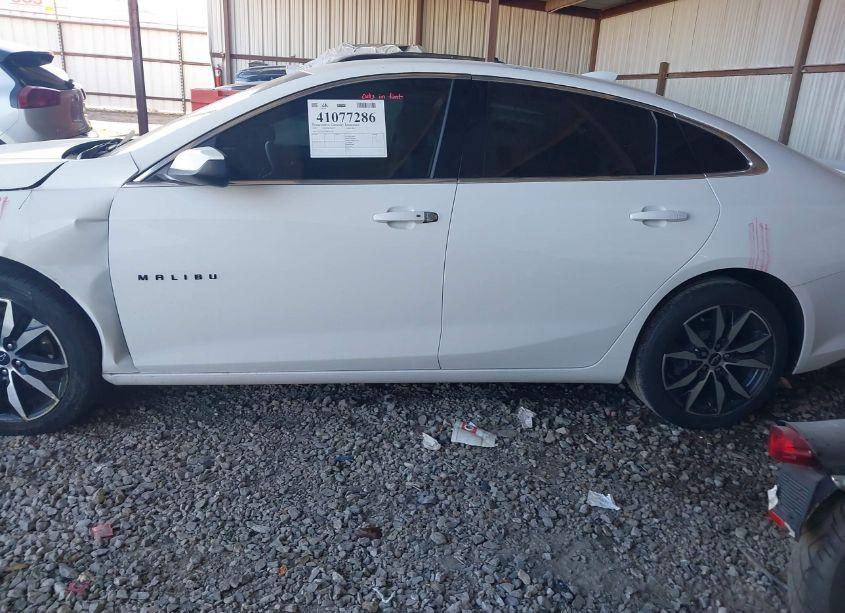 Photo 14 of 2021 Chevrolet Malibu FWD RS (VIN 1G1ZG5ST6MF015363)