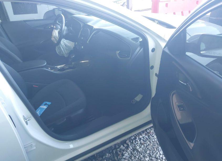 Photo 5 of 2021 Chevrolet Malibu FWD RS (VIN 1G1ZG5ST6MF015363)