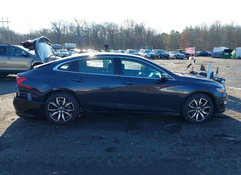 Photo 13 of 2022 Chevrolet Malibu FWD RS (VIN 1G1ZG5ST6NF203608)