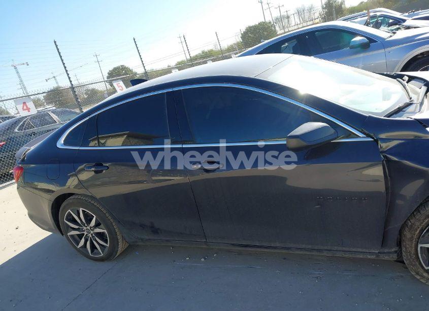 Photo 13 of 2022 Chevrolet Malibu FWD RS (VIN 1G1ZG5ST6NF209232)