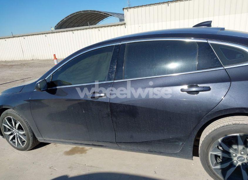 Photo 14 of 2022 Chevrolet Malibu FWD RS (VIN 1G1ZG5ST6NF209232)