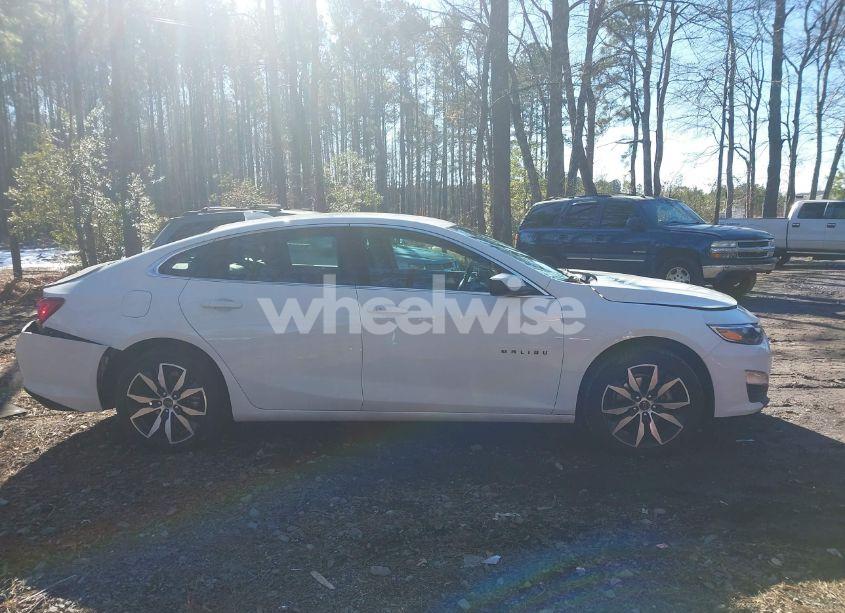 Photo 12 of 2023 Chevrolet Malibu FWD RS (VIN 1G1ZG5ST6PF161427)