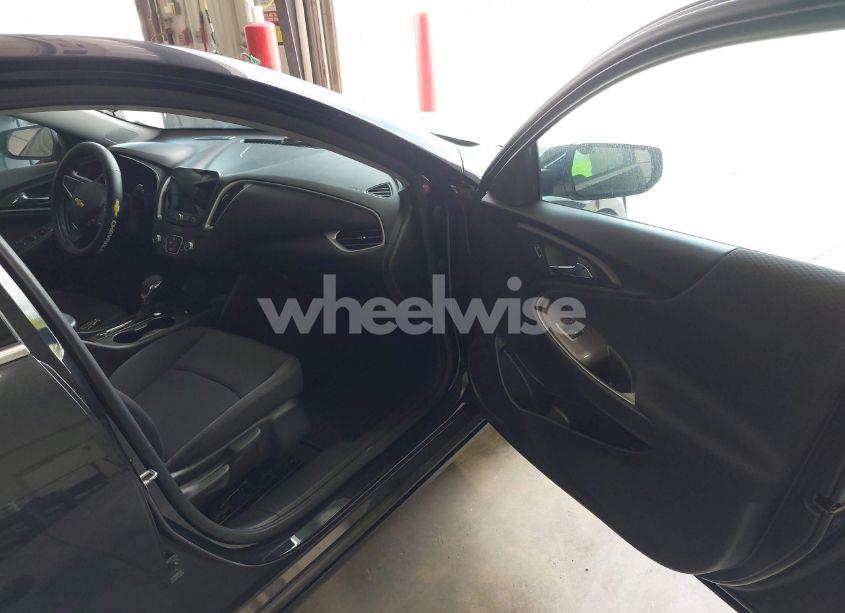 Photo 5 of 2023 Chevrolet Malibu FWD RS (VIN 1G1ZG5ST6PF219309)