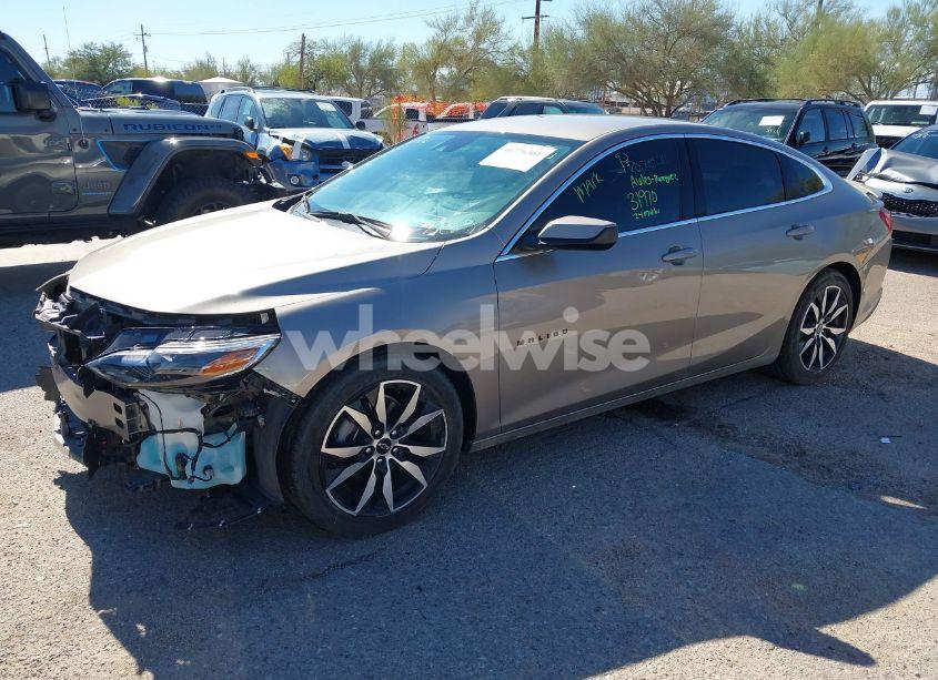 Photo 2 of 2024 Chevrolet Malibu FWD RS (VIN 1G1ZG5ST6RF159745)