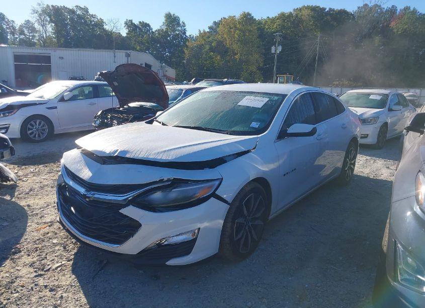 Photo 2 of 2024 Chevrolet Malibu FWD RS (VIN 1G1ZG5ST6RF175993)