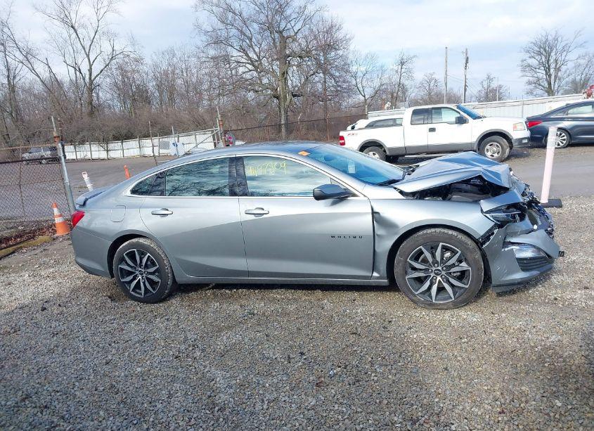 Photo 13 of 2024 Chevrolet Malibu FWD RS (VIN 1G1ZG5ST6RF205073)