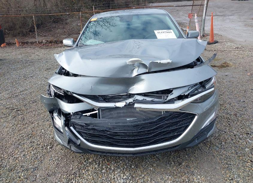 Photo 6 of 2024 Chevrolet Malibu FWD RS (VIN 1G1ZG5ST6RF205073)