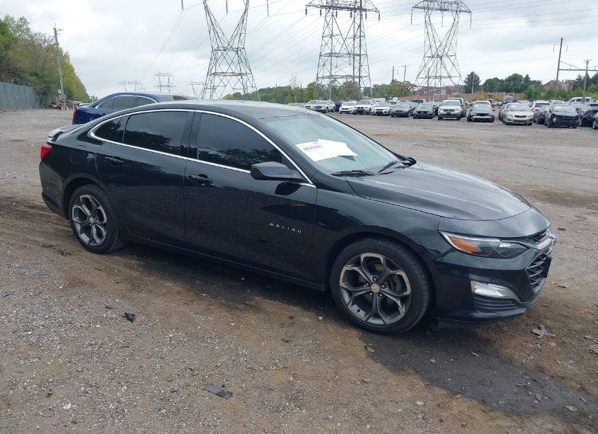 2019 Chevrolet Malibu RS (VIN 1G1ZG5ST7KF195269) main photo