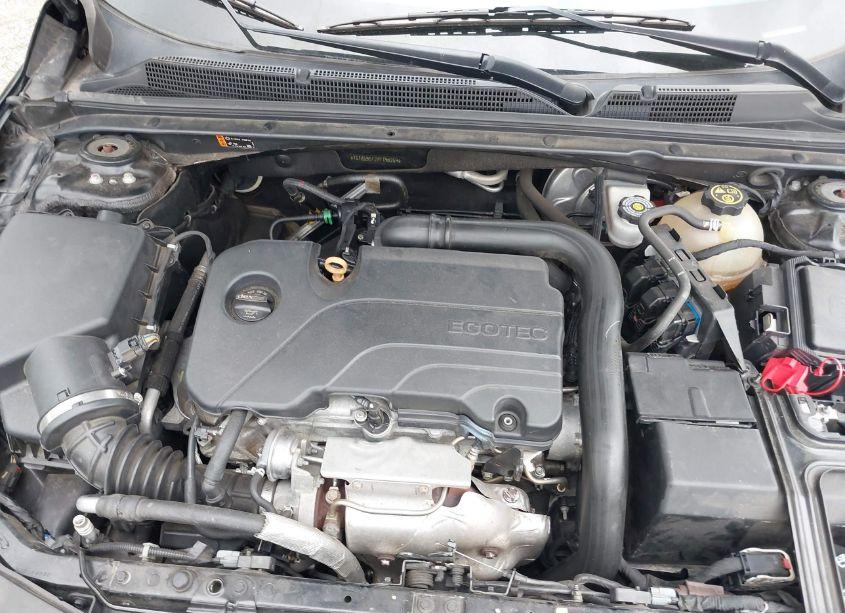 Photo 10 of 2019 Chevrolet Malibu RS (VIN 1G1ZG5ST7KF195269)