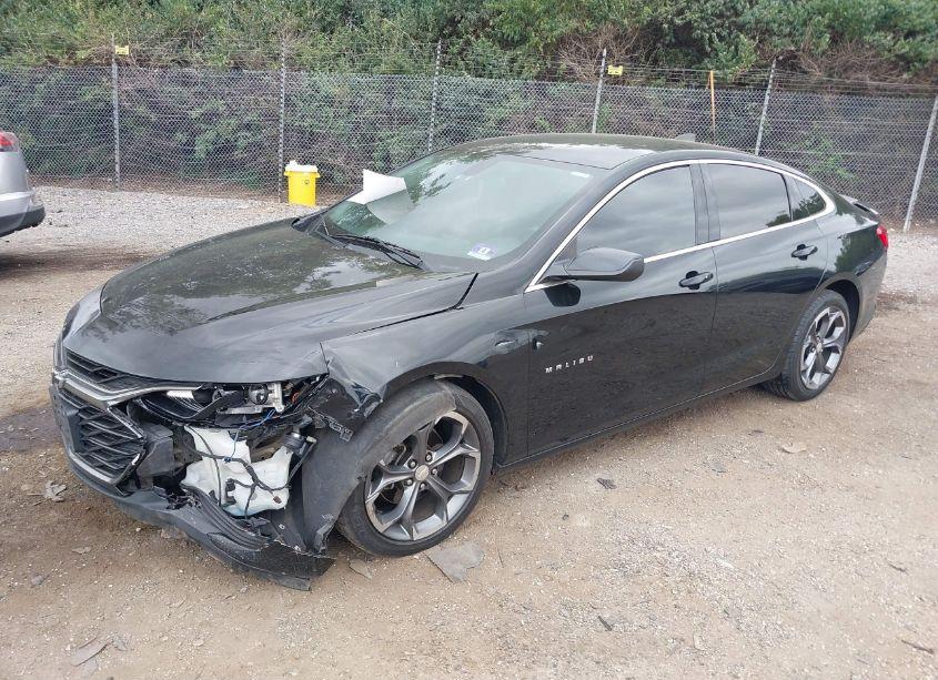 Photo 2 of 2019 Chevrolet Malibu RS (VIN 1G1ZG5ST7KF195269)