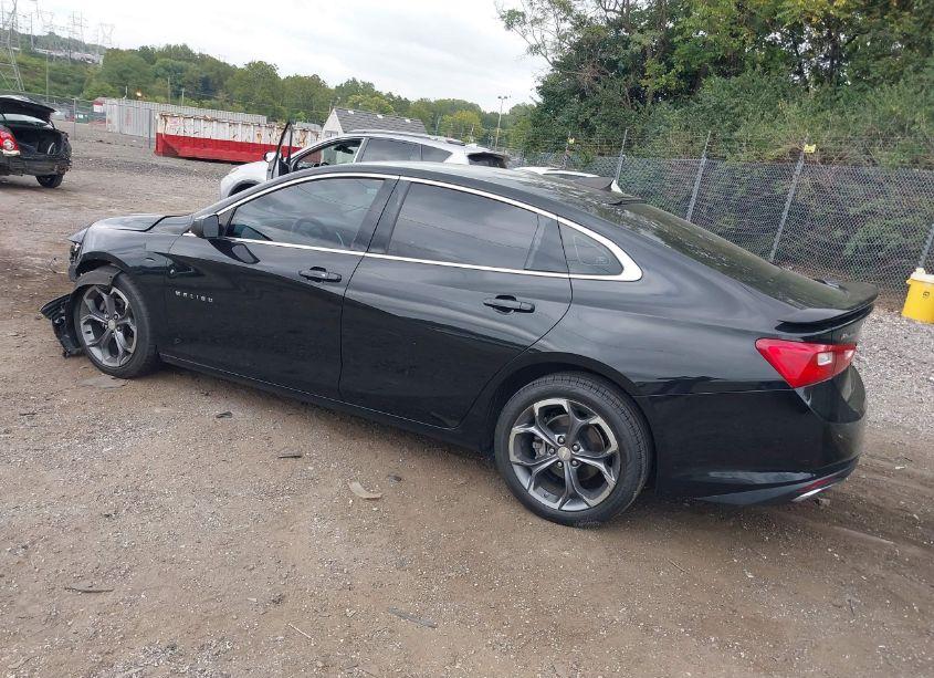 Photo 3 of 2019 Chevrolet Malibu RS (VIN 1G1ZG5ST7KF195269)