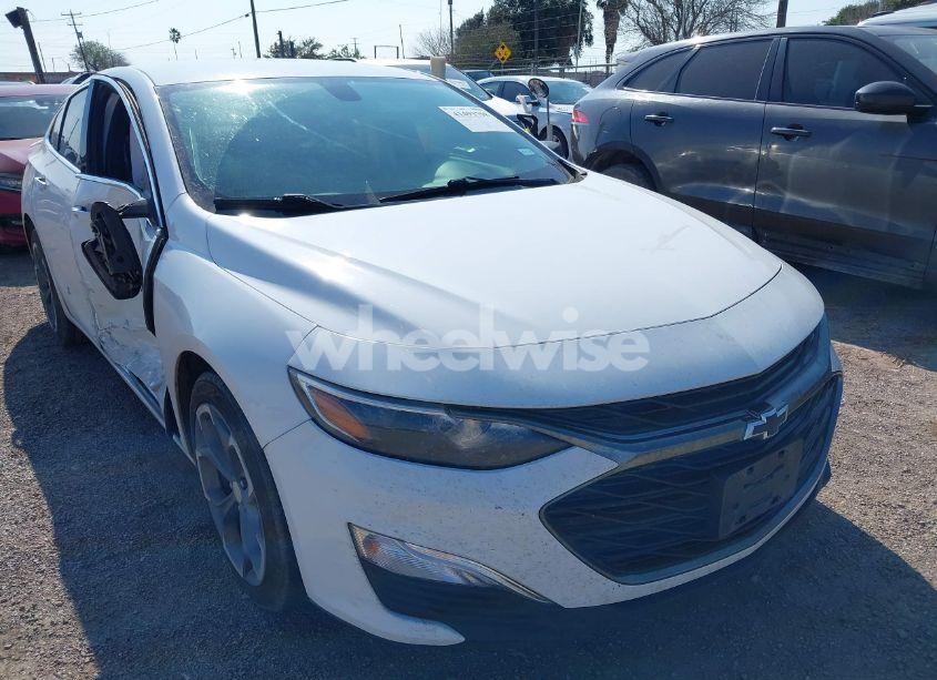 2019 Chevrolet Malibu RS (VIN 1G1ZG5ST7KF206030) main photo