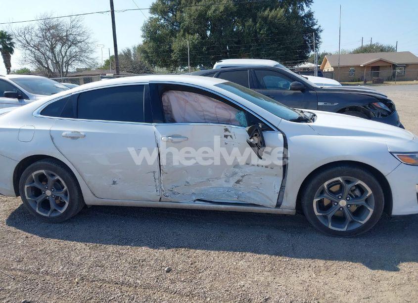 Photo 12 of 2019 Chevrolet Malibu RS (VIN 1G1ZG5ST7KF206030)