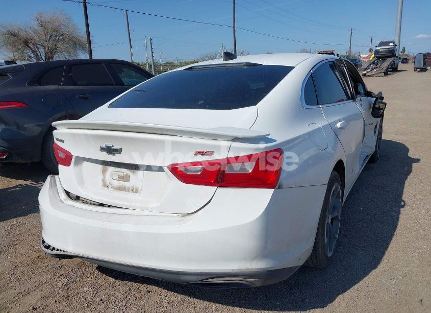 Photo 4 of 2019 Chevrolet Malibu RS (VIN 1G1ZG5ST7KF206030)