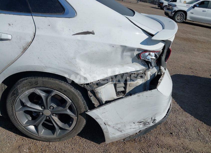 Photo 6 of 2019 Chevrolet Malibu RS (VIN 1G1ZG5ST7KF206030)