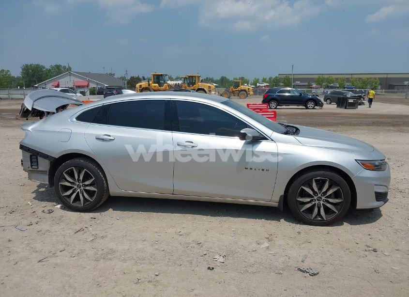 Photo 14 of 2020 Chevrolet Malibu FWD RS (VIN 1G1ZG5ST7LF065946)