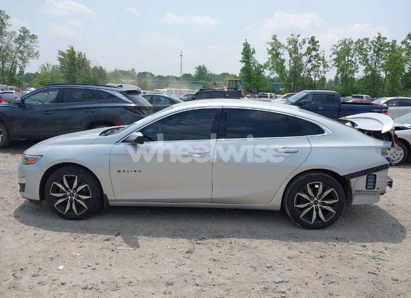 Photo 15 of 2020 Chevrolet Malibu FWD RS (VIN 1G1ZG5ST7LF065946)