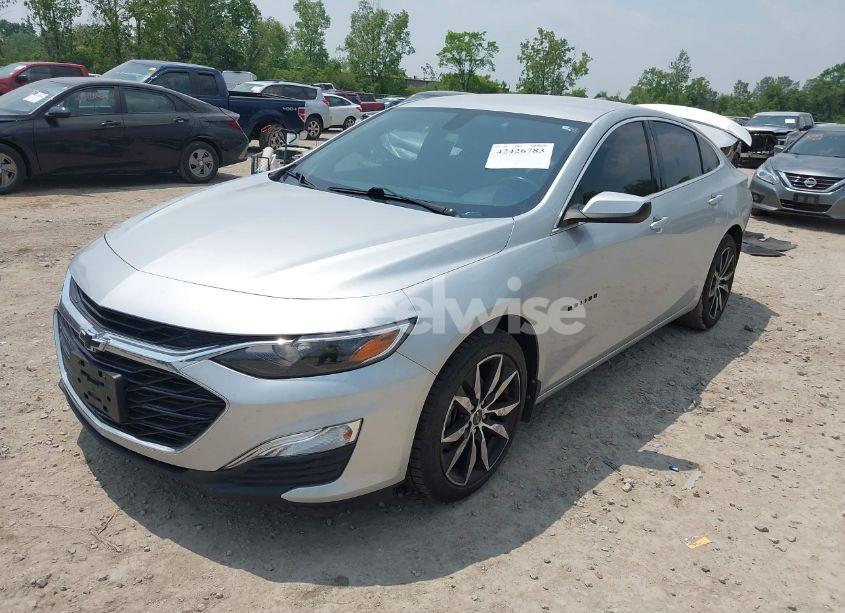 Photo 2 of 2020 Chevrolet Malibu FWD RS (VIN 1G1ZG5ST7LF065946)