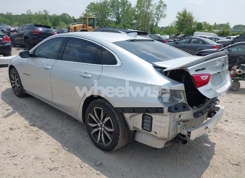 Photo 3 of 2020 Chevrolet Malibu FWD RS (VIN 1G1ZG5ST7LF065946)