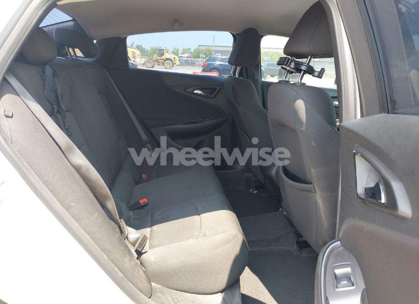 Photo 8 of 2020 Chevrolet Malibu FWD RS (VIN 1G1ZG5ST7LF065946)