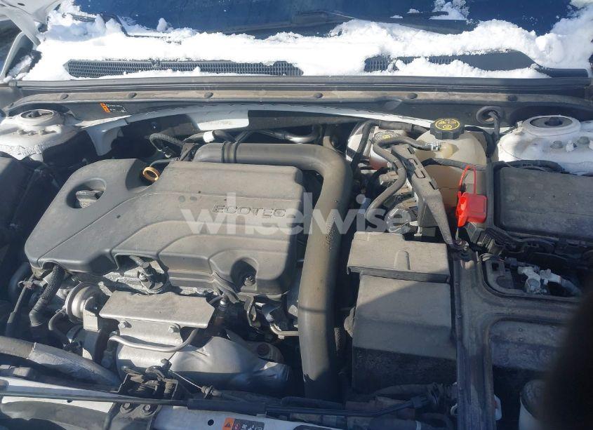 Photo 10 of 2020 Chevrolet Malibu FWD RS (VIN 1G1ZG5ST7LF145943)