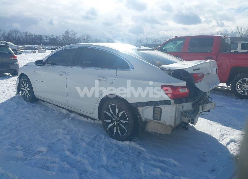 Photo 3 of 2020 Chevrolet Malibu FWD RS (VIN 1G1ZG5ST7LF145943)