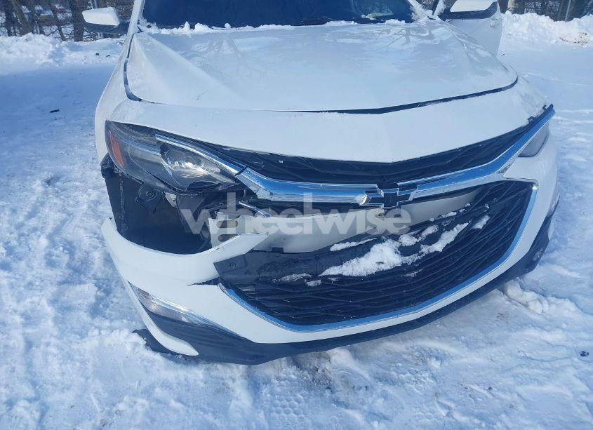 Photo 6 of 2020 Chevrolet Malibu FWD RS (VIN 1G1ZG5ST7LF145943)
