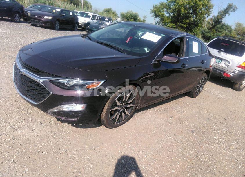 Photo 2 of 2020 Chevrolet Malibu FWD RS (VIN 1G1ZG5ST7LF151659)