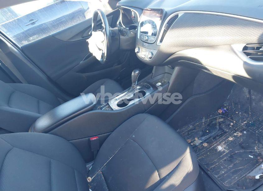 Photo 5 of 2020 Chevrolet Malibu FWD RS (VIN 1G1ZG5ST7LF155081)