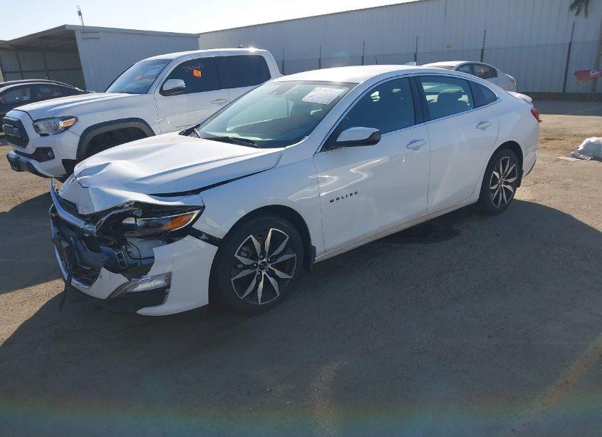 Photo 2 of 2021 Chevrolet Malibu FWD RS (VIN 1G1ZG5ST7MF016764)