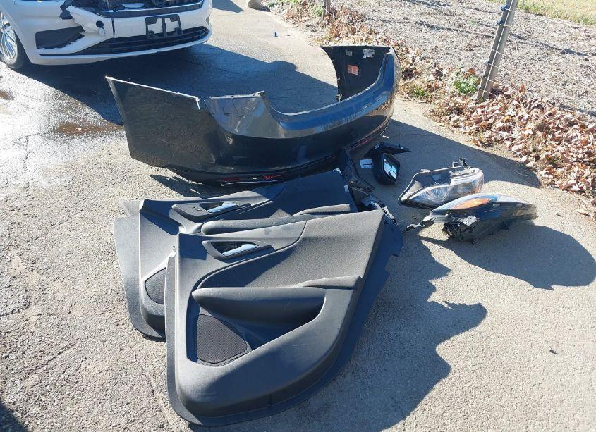 Photo 12 of 2021 Chevrolet Malibu FWD RS (VIN 1G1ZG5ST7MF019471)