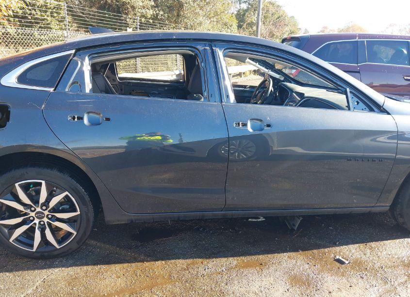 Photo 14 of 2021 Chevrolet Malibu FWD RS (VIN 1G1ZG5ST7MF019471)