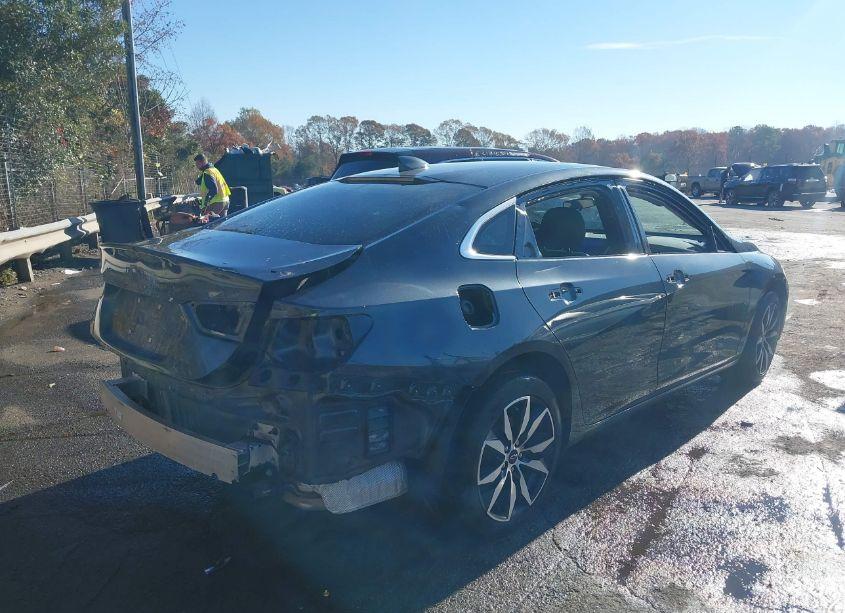 Photo 4 of 2021 Chevrolet Malibu FWD RS (VIN 1G1ZG5ST7MF019471)