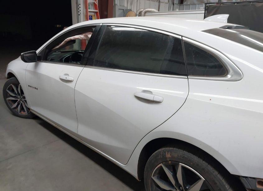 Photo 15 of 2021 Chevrolet Malibu FWD RS (VIN 1G1ZG5ST7MF020409)