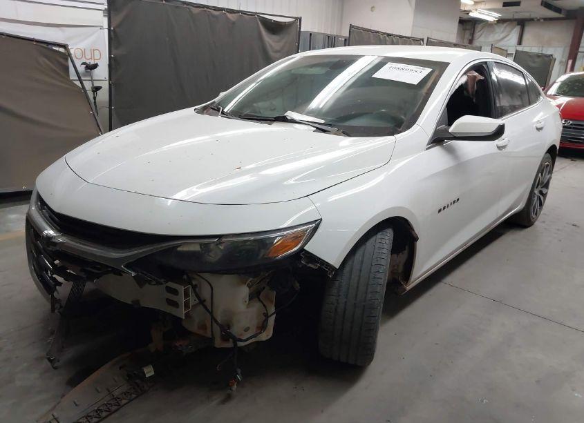 Photo 2 of 2021 Chevrolet Malibu FWD RS (VIN 1G1ZG5ST7MF020409)